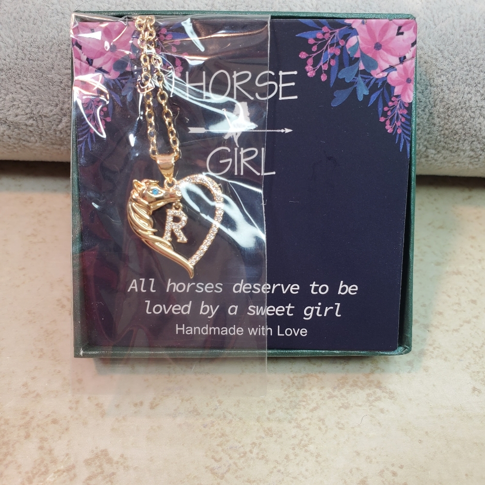 Hidepoo Horse Pendant Necklace for Girls 1 Gold Plated,Letter R